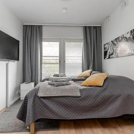 Laadukas Kalustettu Yksioe Logomolla 1-2hloe * Turku