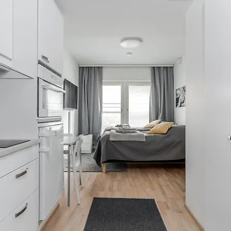 Laadukas Kalustettu Yksioe Logomolla 1-2hloe Apartamento *